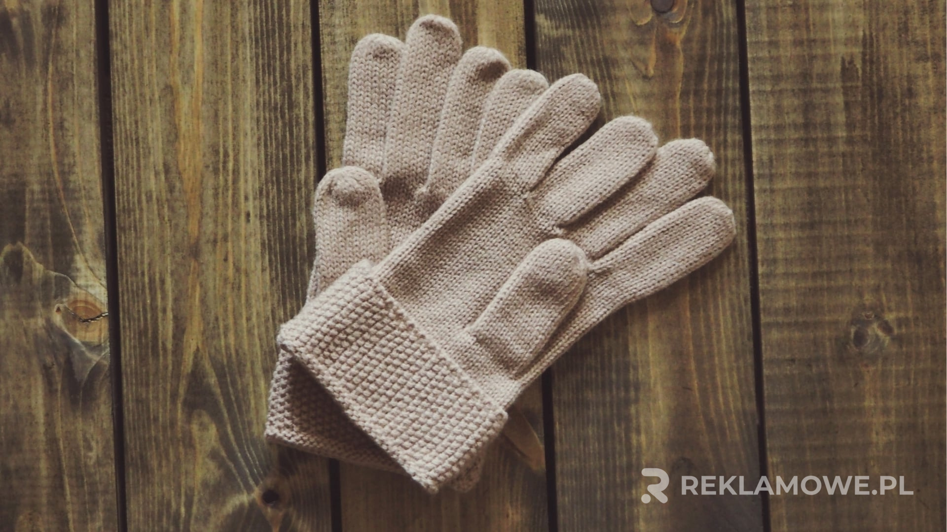 Różnorodne zastosowania rękawiczek reklamowych w branżach